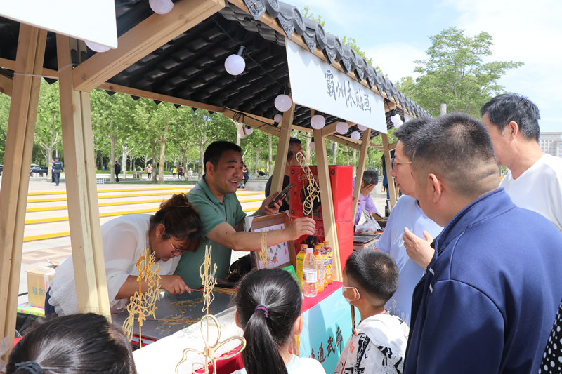 通州、廊坊特色產(chǎn)品走進武清。武清區(qū)委宣傳部供圖