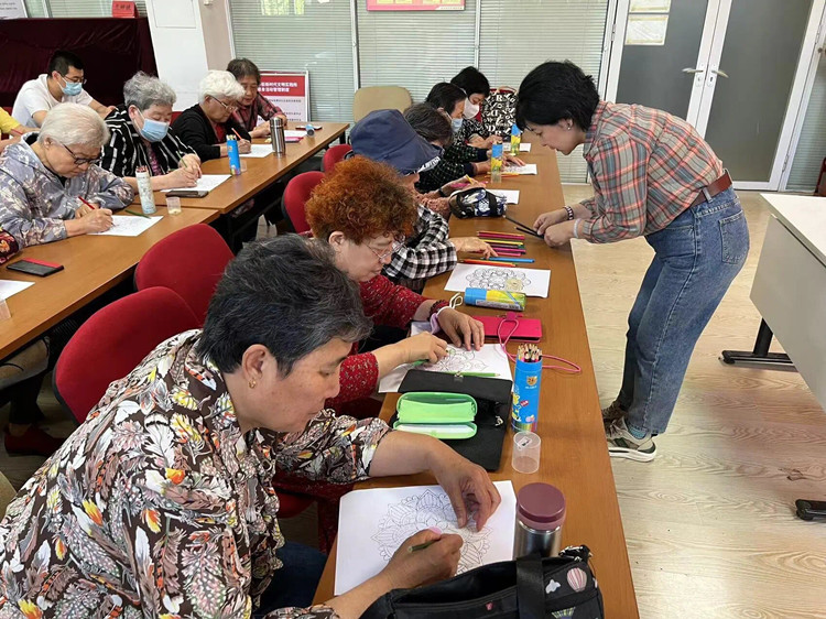 開封道社區(qū)開展文化惠民活動(dòng)。和平區(qū)委宣傳部供圖